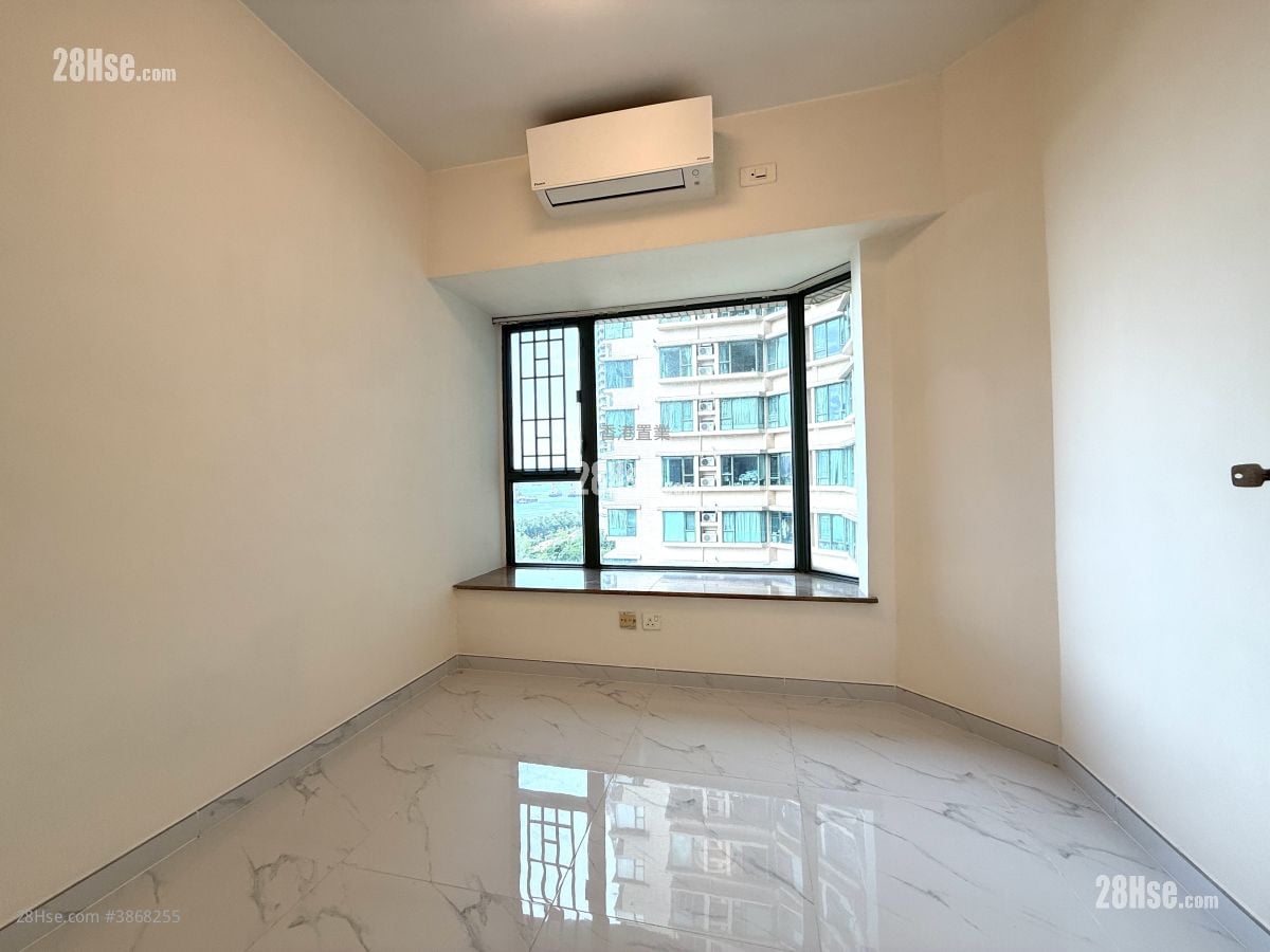 Island Harbourview Sell 3 Bedrooms , 2 Bathrooms 786 ft²