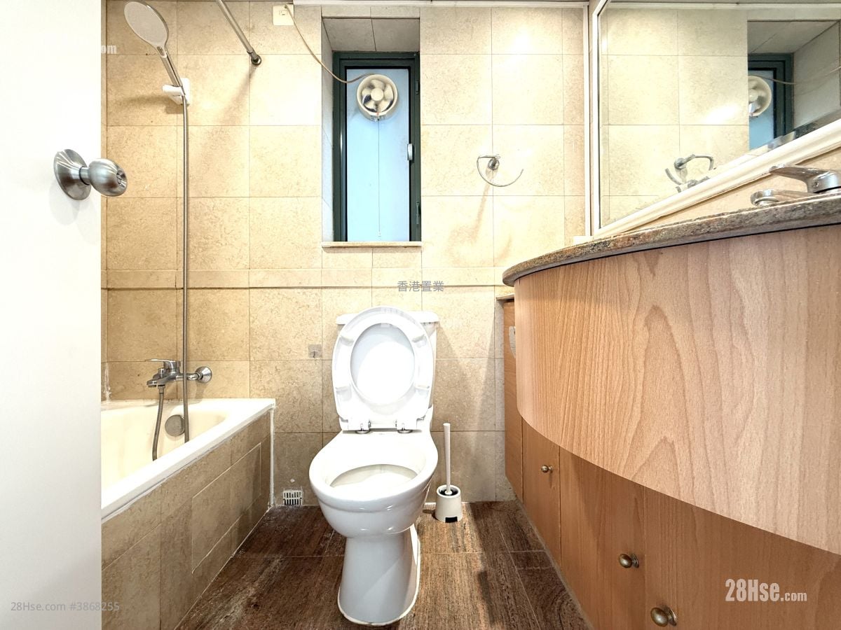 Island Harbourview Sell 3 Bedrooms , 2 Bathrooms 786 ft²