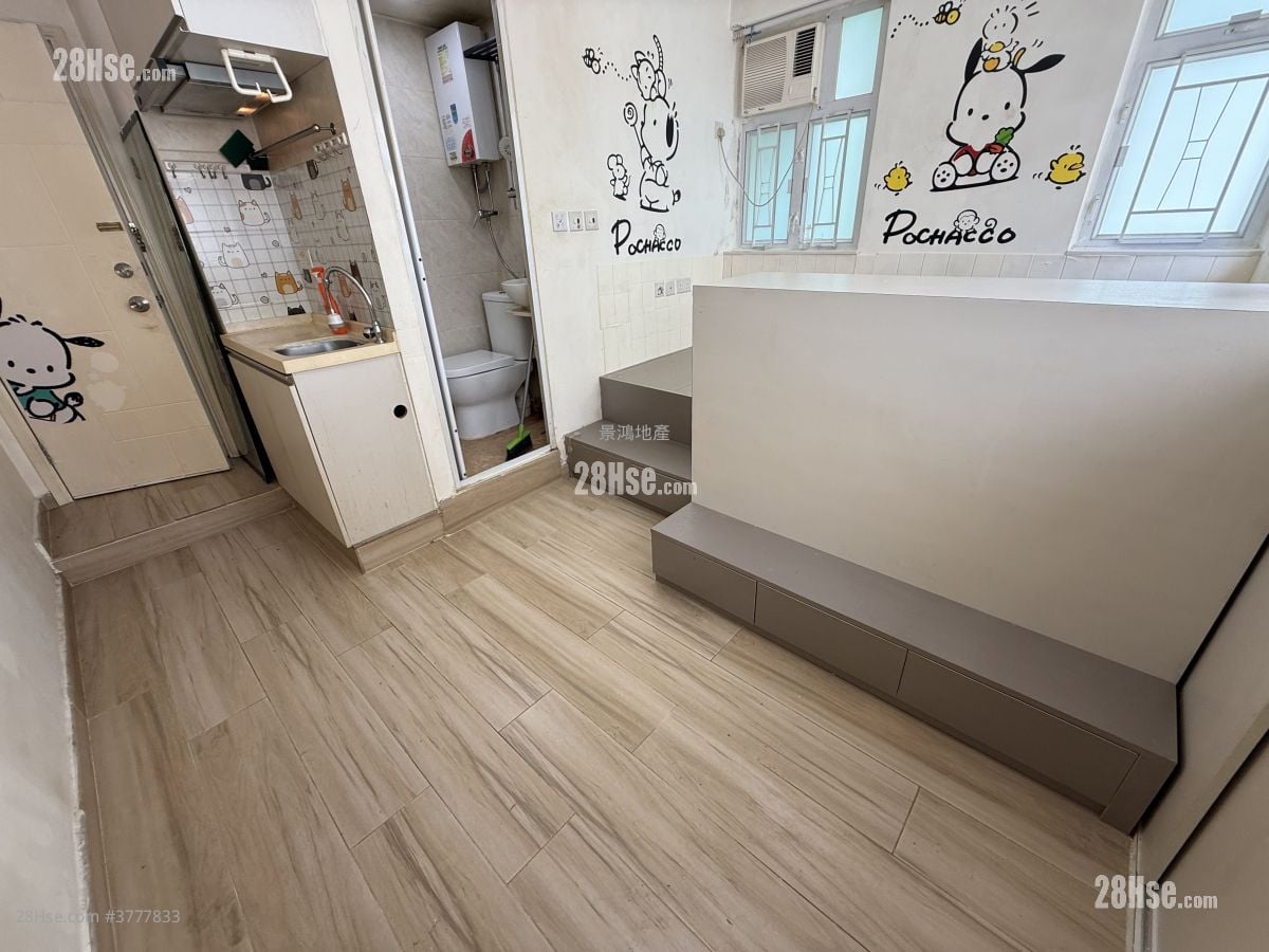 Man King Building Rental Studio , 1 Bathroom 180 ft²