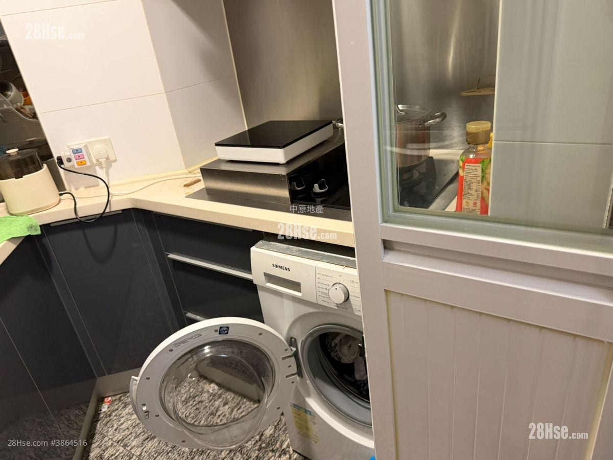 Festival City Rental 3 Bedrooms , 2 Bathrooms 680 ft²