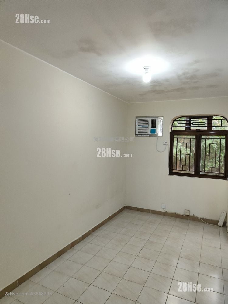Village Rental 2 Bedrooms , 1 Bathroom 630 ft²