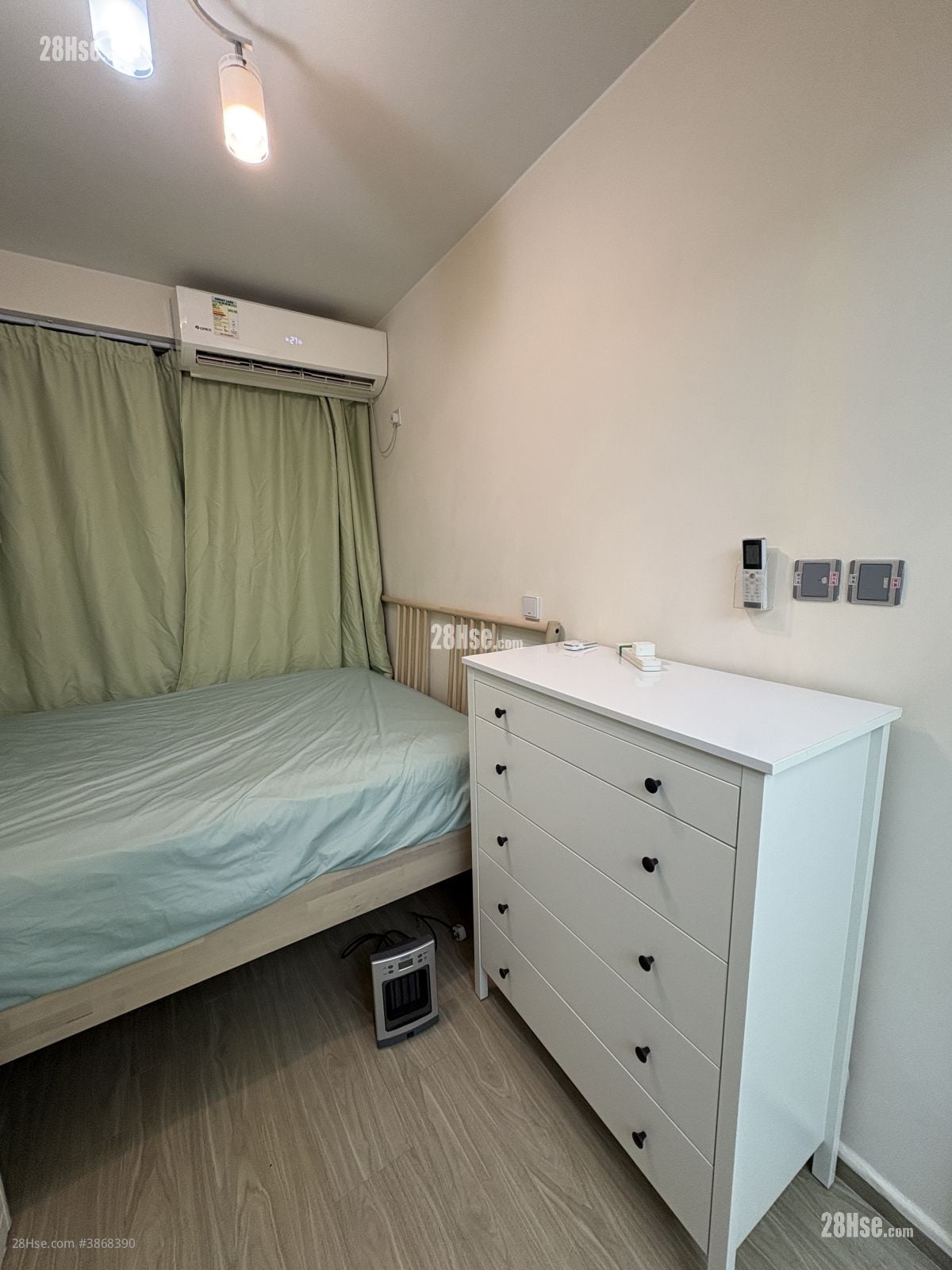 Yip Cheong Building Rental Studio , 1 Bathroom 250 ft²