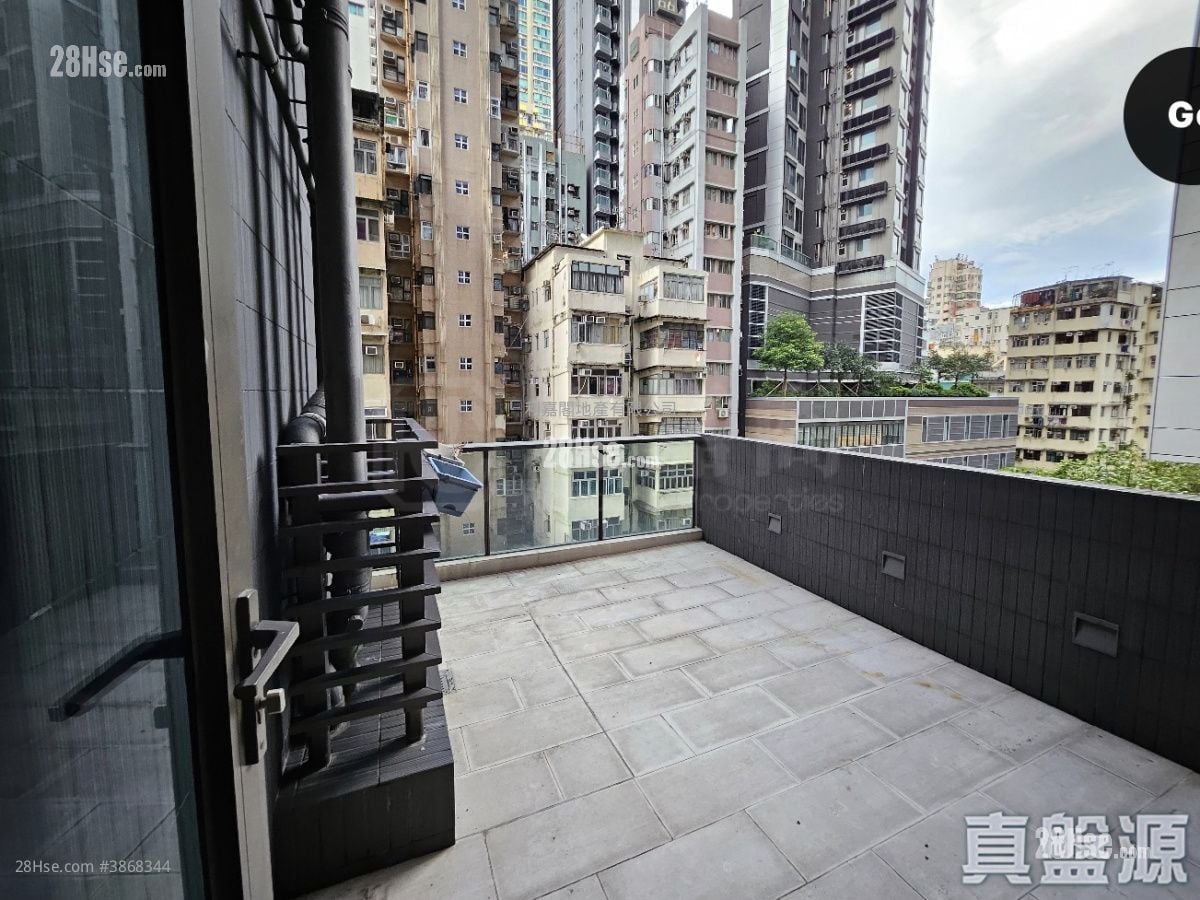 Hyde Park Sell Studio , 1 Bathroom 268 ft²