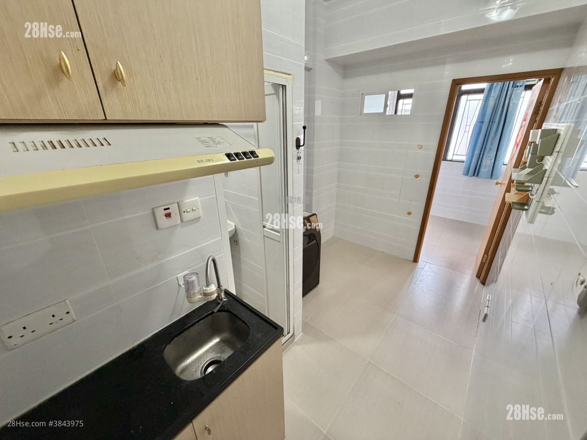 Wing Lok Building Rental 1 Bedroom , 1 Bathroom 155 ft²