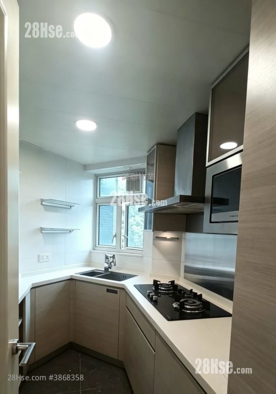 The Beaumount Sell 3 Bedrooms , 2 Bathrooms 694 ft²