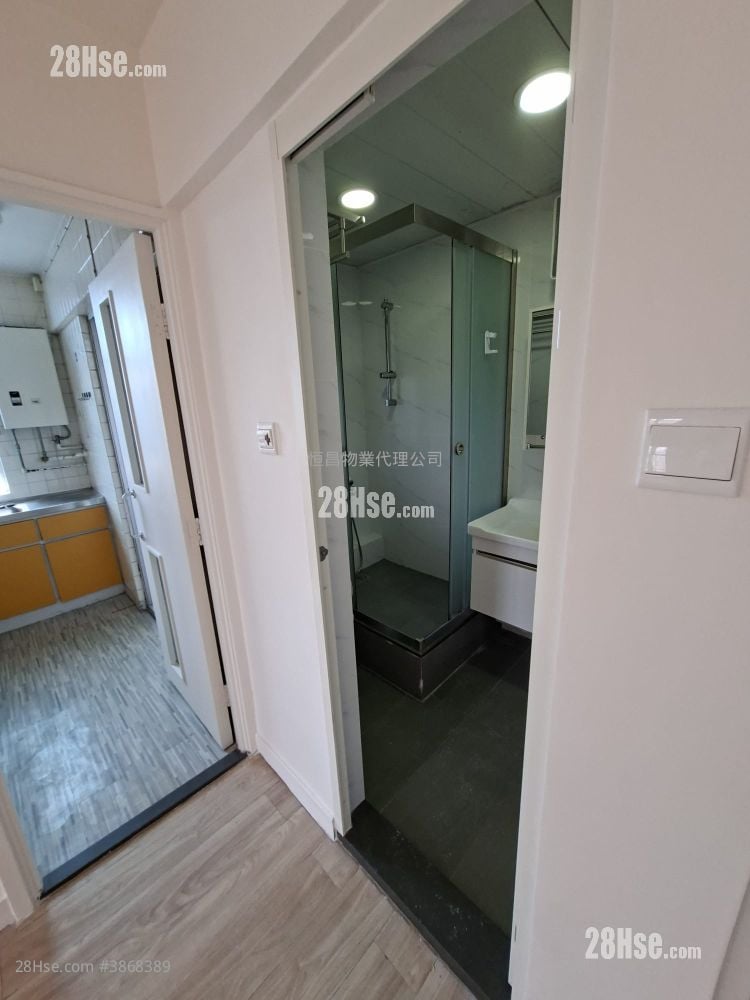 Tin Ma Court Rental 2 Bedrooms 415 ft²