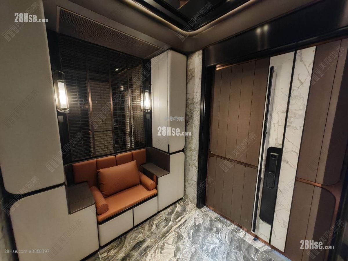 Cullinan Sky Sell 4 Bedrooms , 3 Bathrooms 1,993 ft²