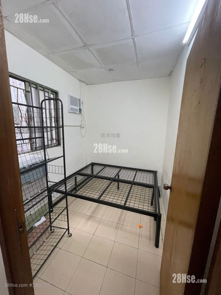 Village Rental 2 Bedrooms , 1 Bathroom