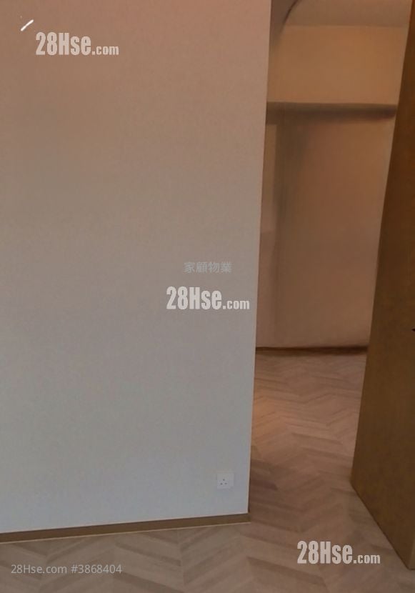 Eight Southpark Rental 349 ft²