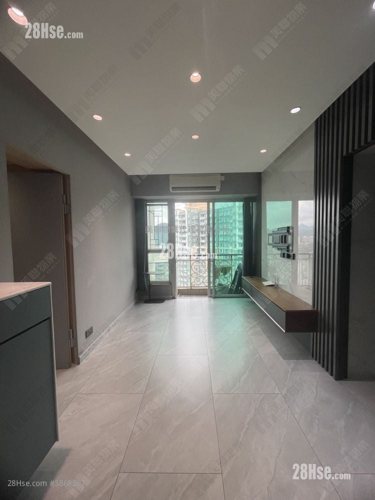 Banyan Garden Sell 2 Bedrooms , 1 Bathroom 501 ft²