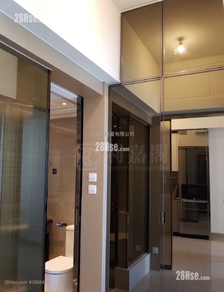 Cullinan West Rental 1 Bedroom , 1 Bathroom 350 ft²