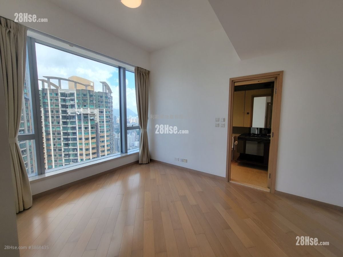 The Cullinan Sell 3 Bedrooms , 2 Bathrooms 949 ft²