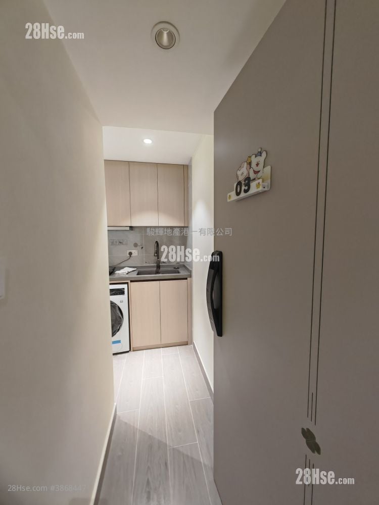 Hoi To Building Rental Studio , 1 Bathroom 160 ft²