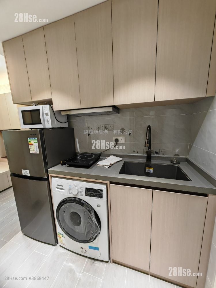 Hoi To Building Rental Studio , 1 Bathroom 160 ft²