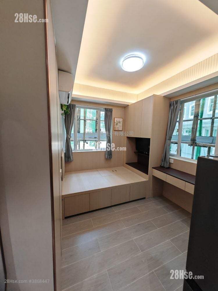 Hoi To Building Rental Studio , 1 Bathroom 160 ft²