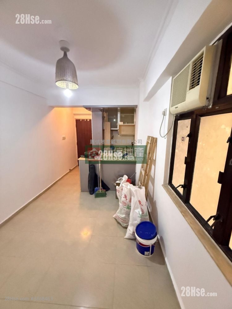 Cheung Hing Mansion Sell 1 Bedroom , 1 Bathroom 256 ft²