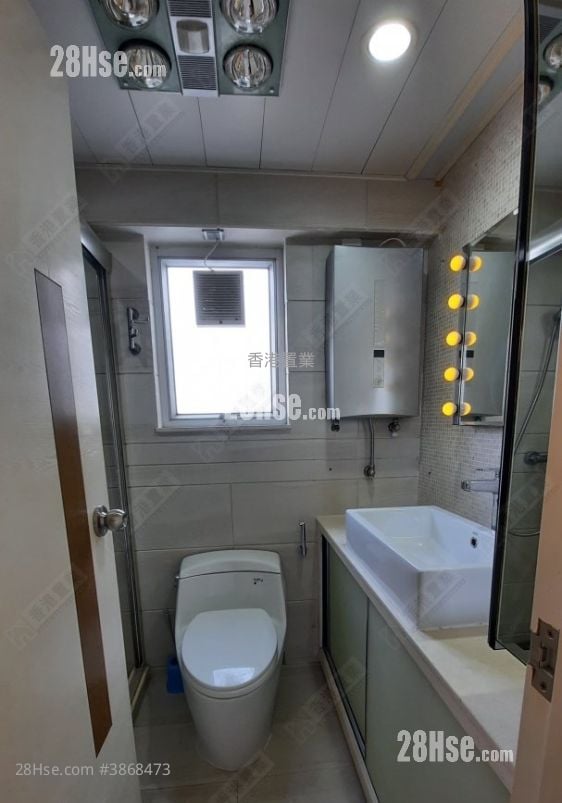 Beverly Villas Sell 3 Bedrooms 1,211 ft²
