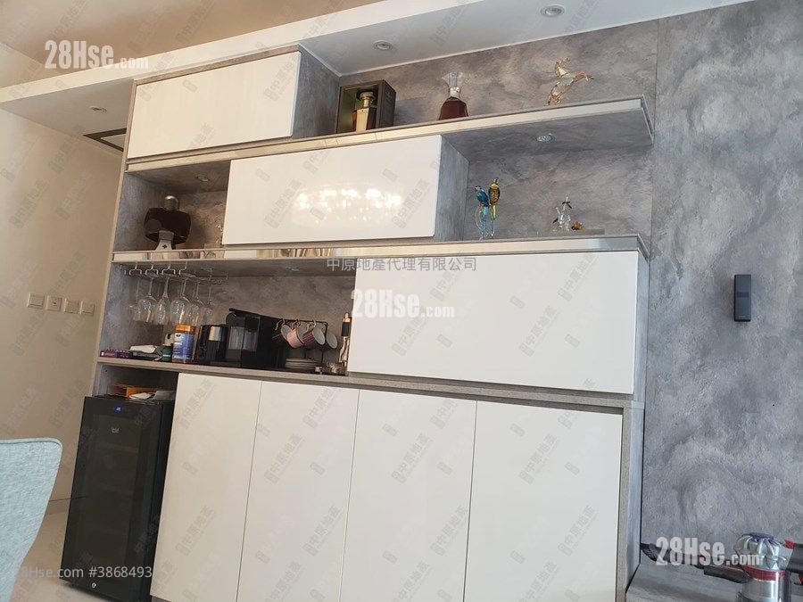 The Papillons Sell 3 Bedrooms , 2 Bathrooms 852 ft²