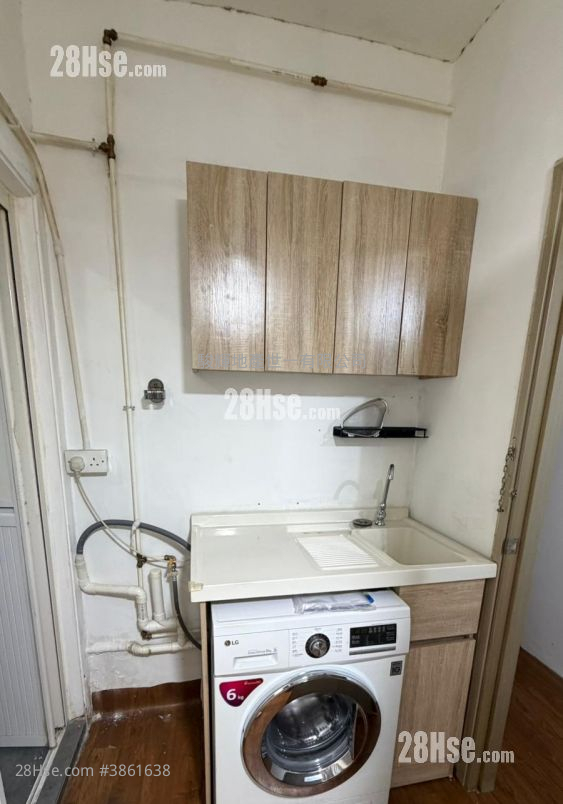 Ngai Hing Mansion Rental Studio , 1 Bathroom 160 ft²