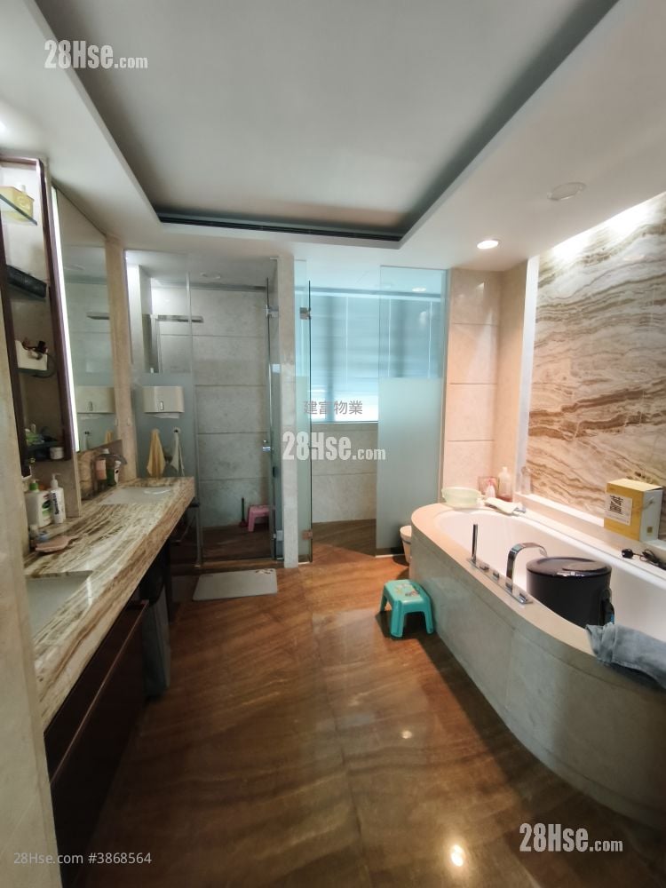Phase I Of Park Villa Sell 5+ Bedrooms , 5+ Bathrooms 3,484 ft²