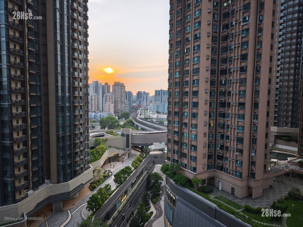 The Yoho Hub Sell 2 Bedrooms , 1 Bathroom 468 ft²