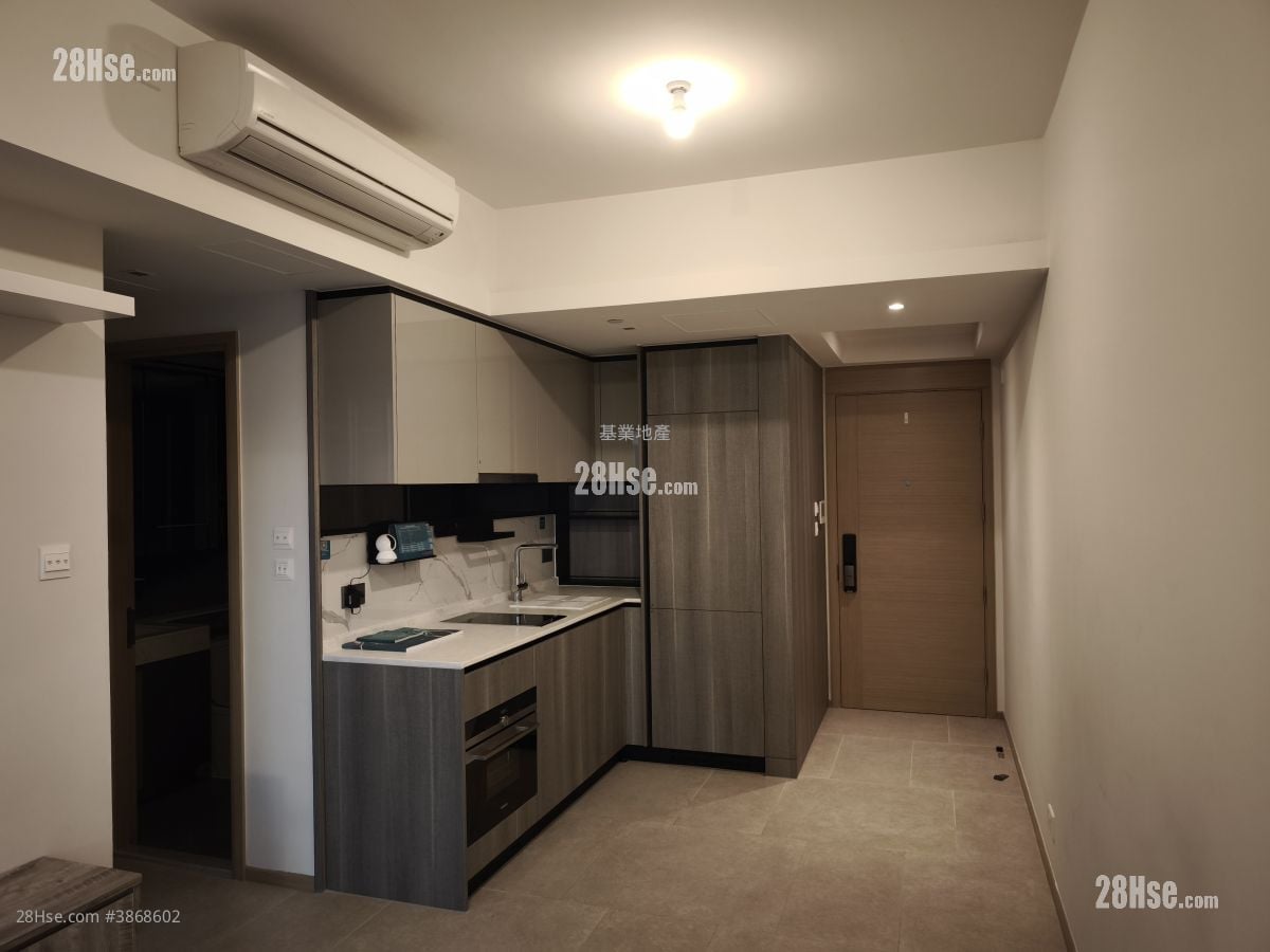 The Yoho Hub Sell 2 Bedrooms , 1 Bathroom 468 ft²