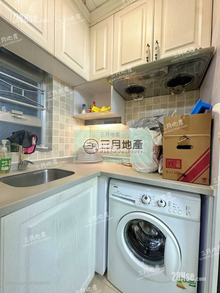 新万利大厦 租盘 2 房 , 1 浴室 285 平方尺