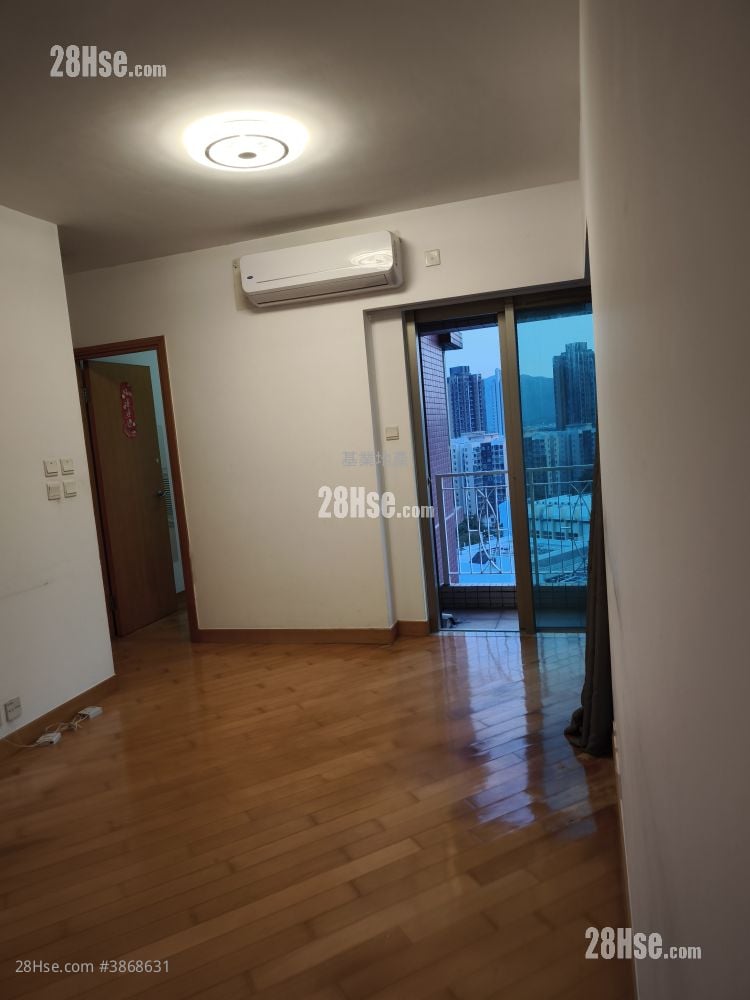 Yoho Town Sell 2 Bedrooms , 1 Bathroom 422 ft²