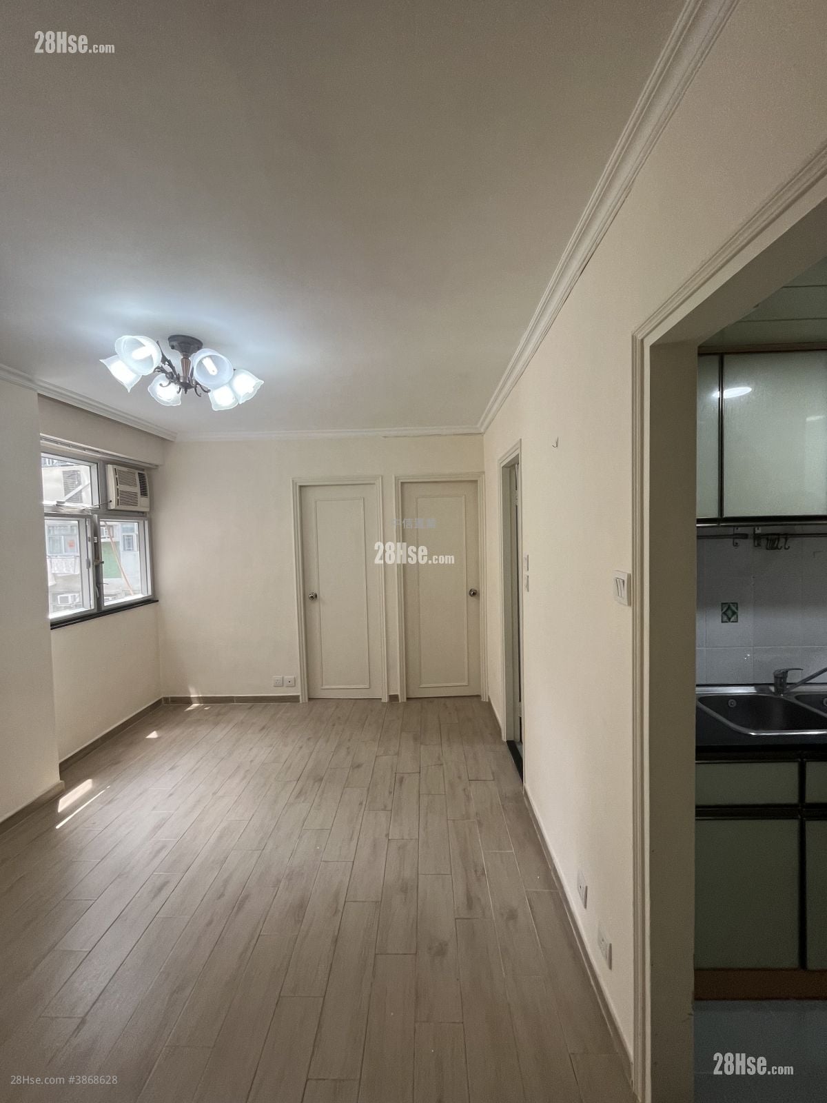 Wyler Gardens Rental 2 Bedrooms , 1 Bathroom 336 ft²
