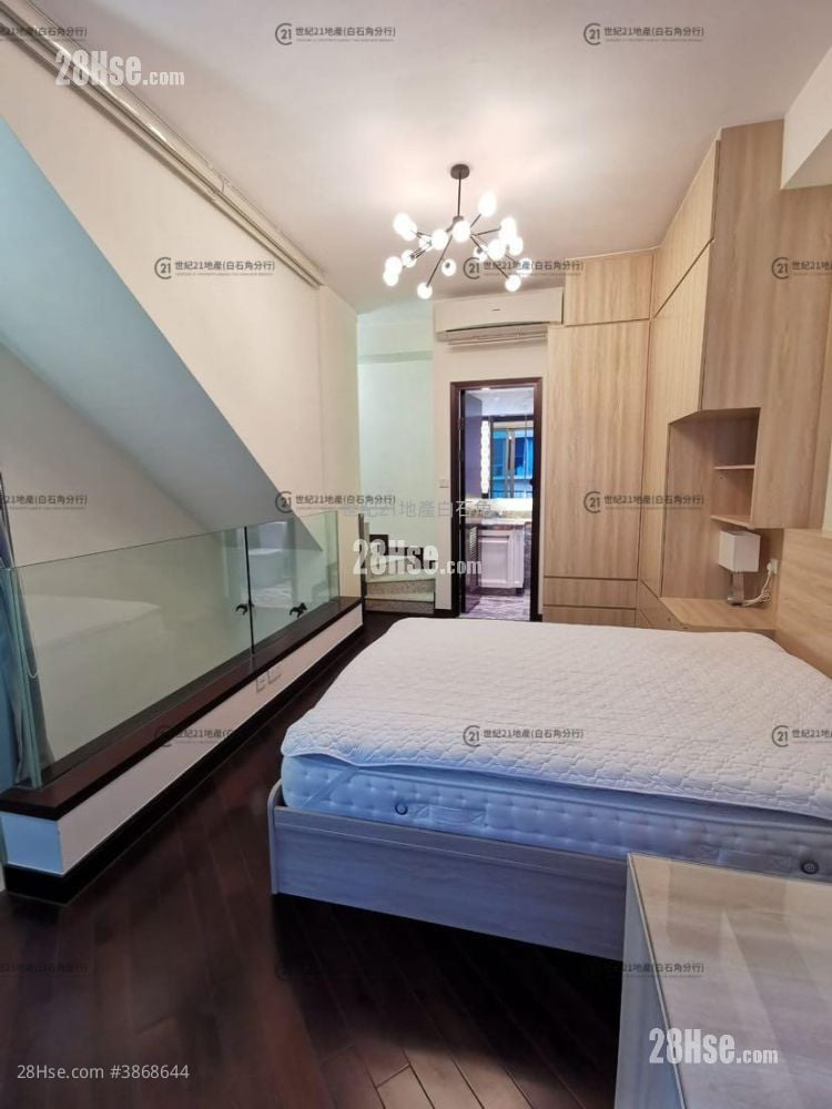 Mayfair By The Sea Rental 1 Bedroom , 1 Bathroom 623 ft²