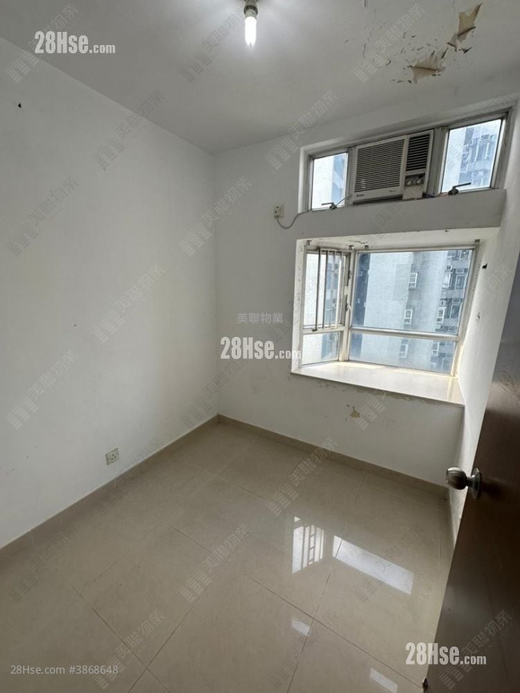 Riviera Gardens Sell 3 Bedrooms 497 ft²