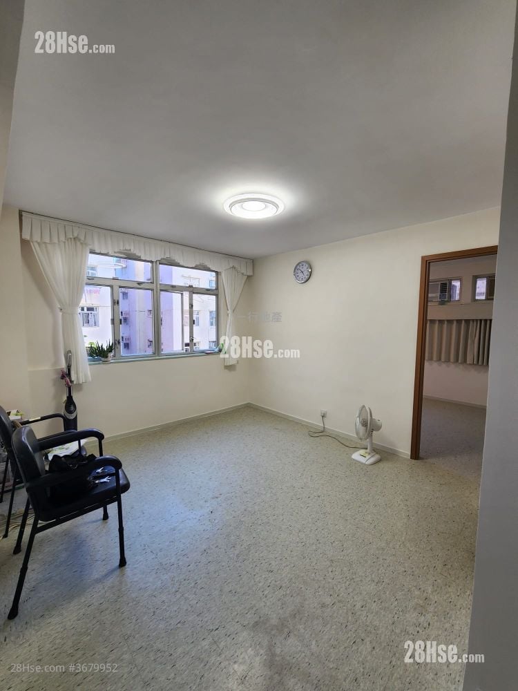 Bedford Gardens Rental 2 Bedrooms , 1 Bathroom 606 ft²