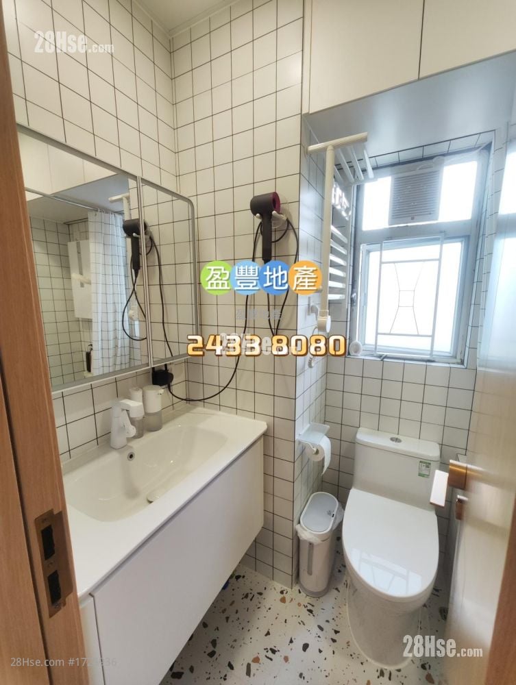 Marina Garden Sell 3 Bedrooms , 2 Bathrooms 646 ft²