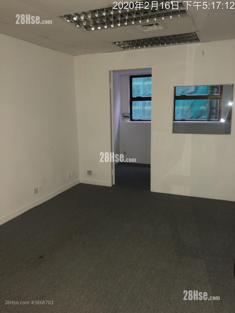 Wellborne Commercial Centre Rental 300 ft²