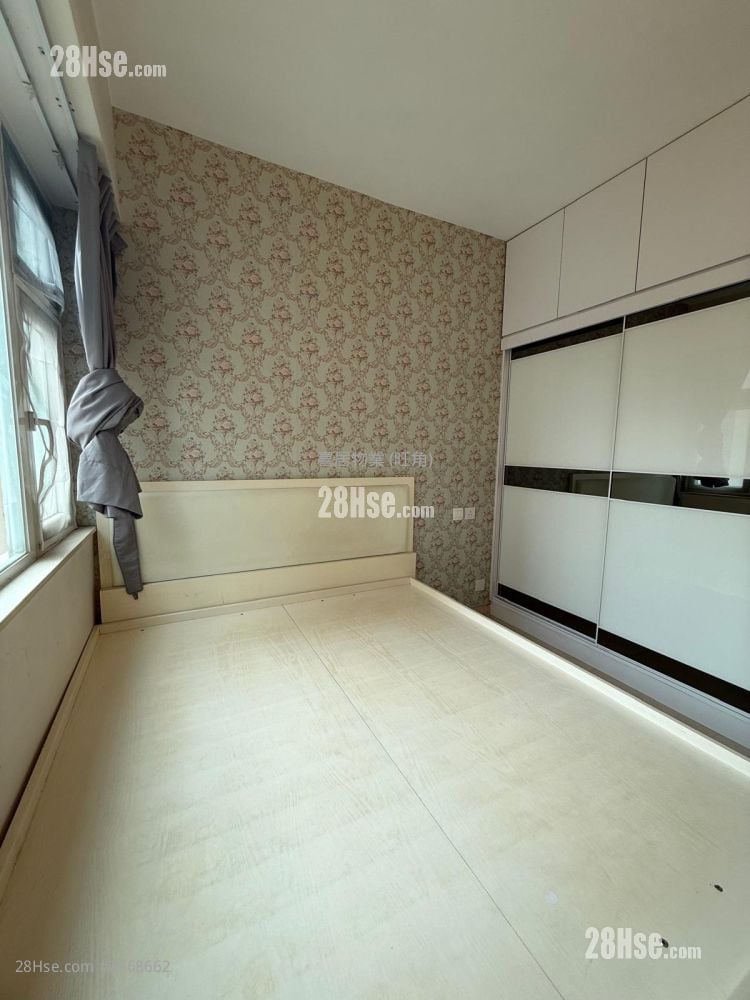 Peace Building Sell 2 Bedrooms , 1 Bathroom 445 ft²