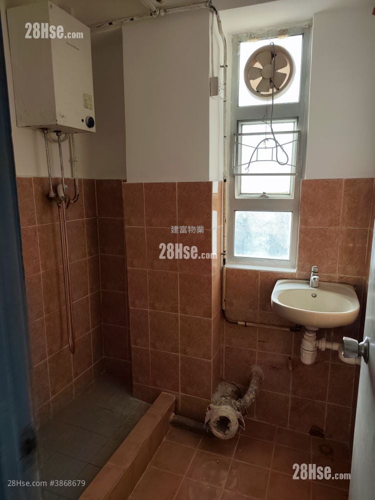 Koon Wong Mansion Sell 3 Bedrooms , 1 Bathroom 461 ft²