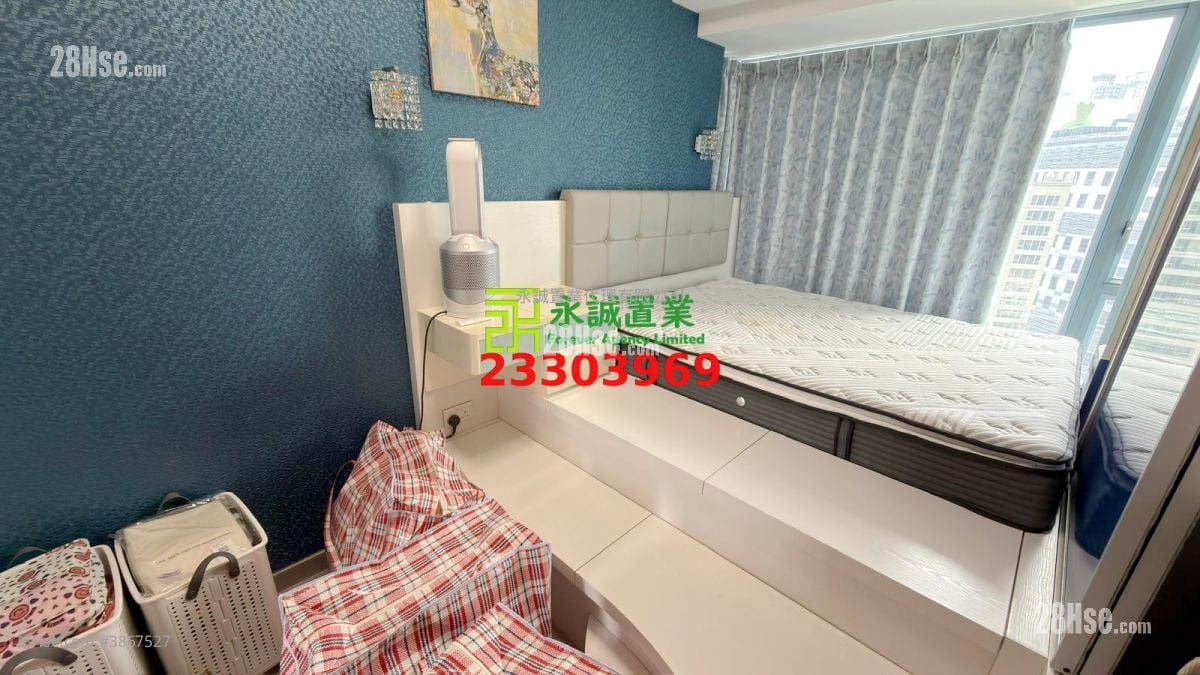 Primrose Hill Rental 3 Bedrooms , 2 Bathrooms 704 ft²