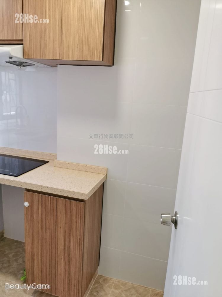 Chong Tak Building Rental 3 Bedrooms , 1 Bathroom 424 ft²