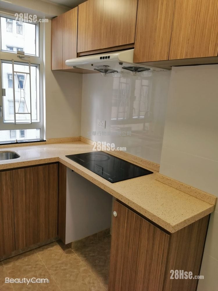 Chong Tak Building Rental 3 Bedrooms , 1 Bathroom 424 ft²