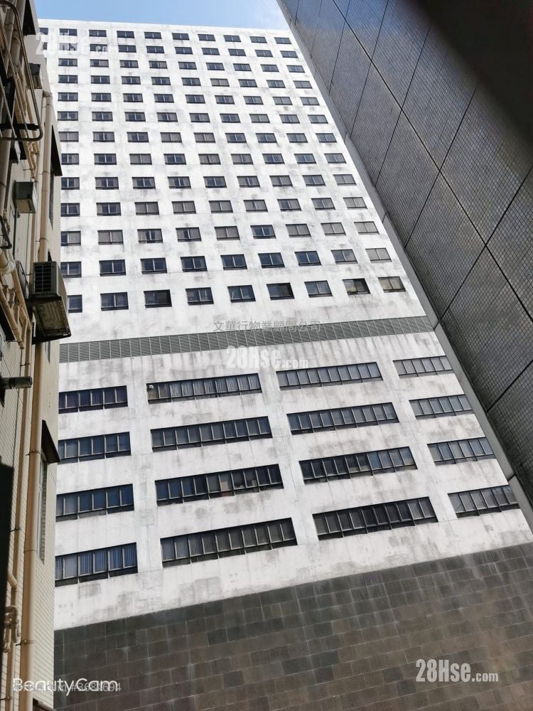 Chong Tak Building Rental 3 Bedrooms , 1 Bathroom 424 ft²