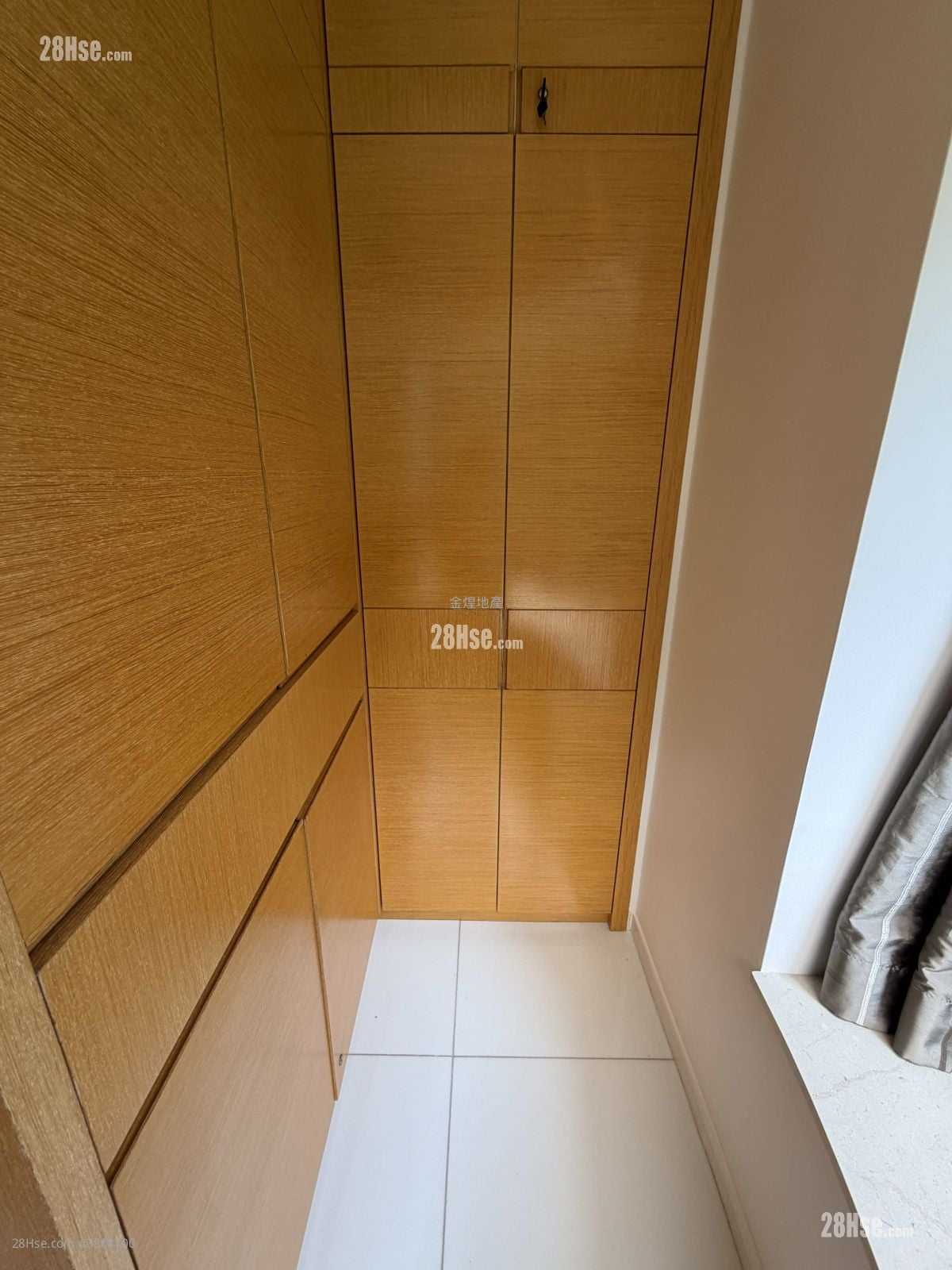 Celeste Court Rental 3 Bedrooms 794 ft²