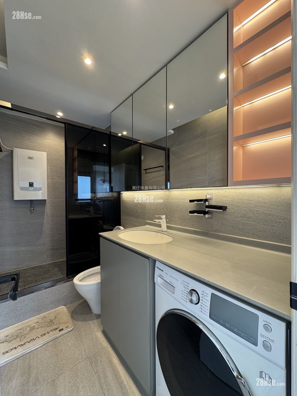 Southorn Garden Rental 2 Bedrooms , 1 Bathroom 401 ft²