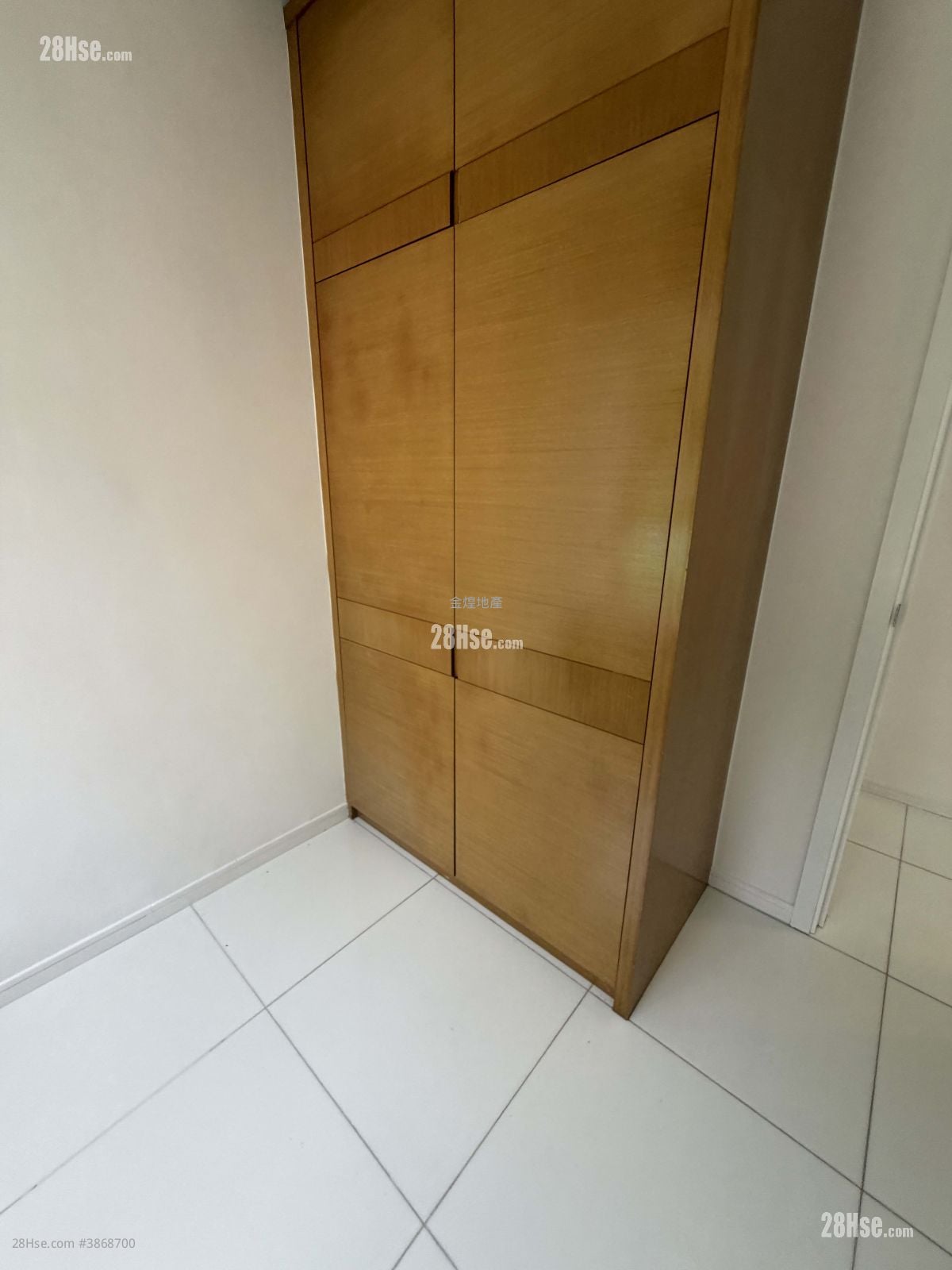 Celeste Court Rental 3 Bedrooms 794 ft²