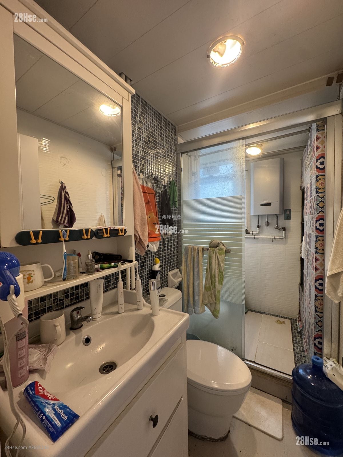 Ka Lung Court Rental 3 Bedrooms , 1 Bathroom 554 ft²