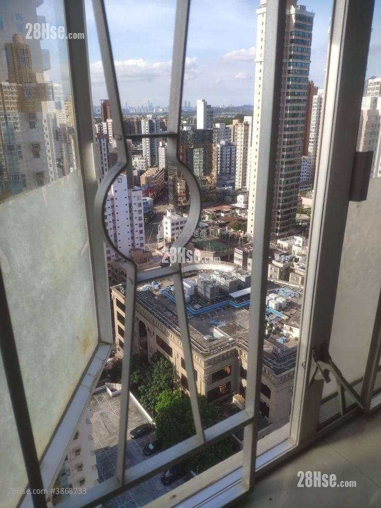 Ho Shun Tai Building Sell 2 Bedrooms 259 ft²