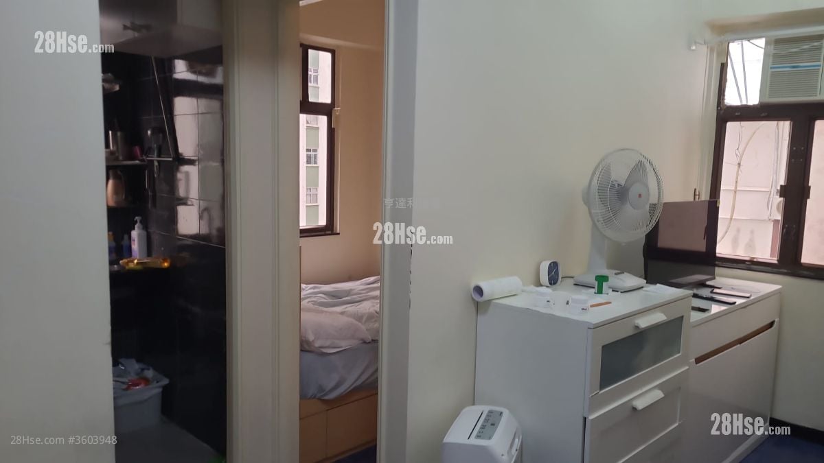 Golden Mansion Sell 1 Bedroom , 1 Bathroom 198 ft²