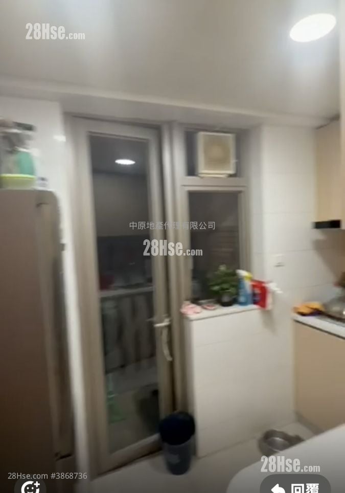 Greenview Villa Sell 3 Bedrooms , 2 Bathrooms 696 ft²