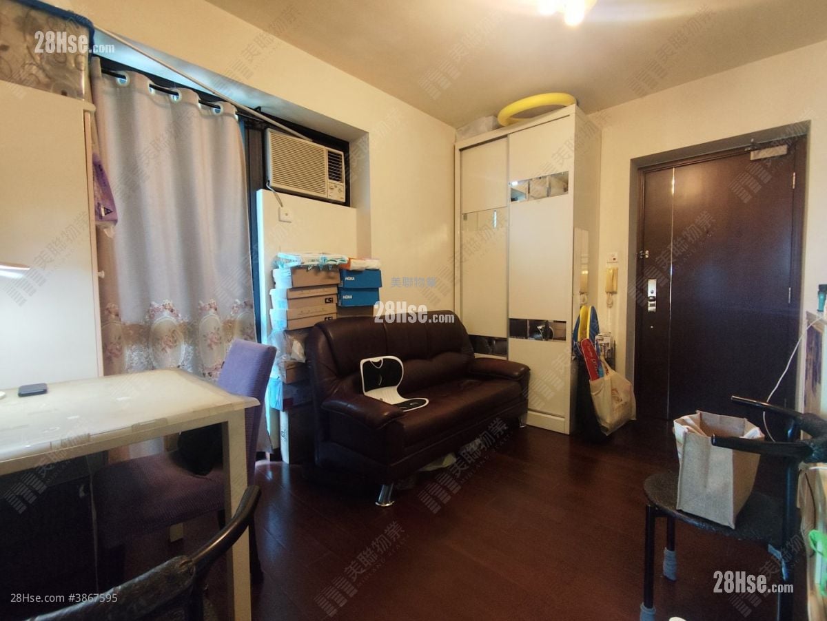 Royal Green Sell 2 Bedrooms 376 ft²