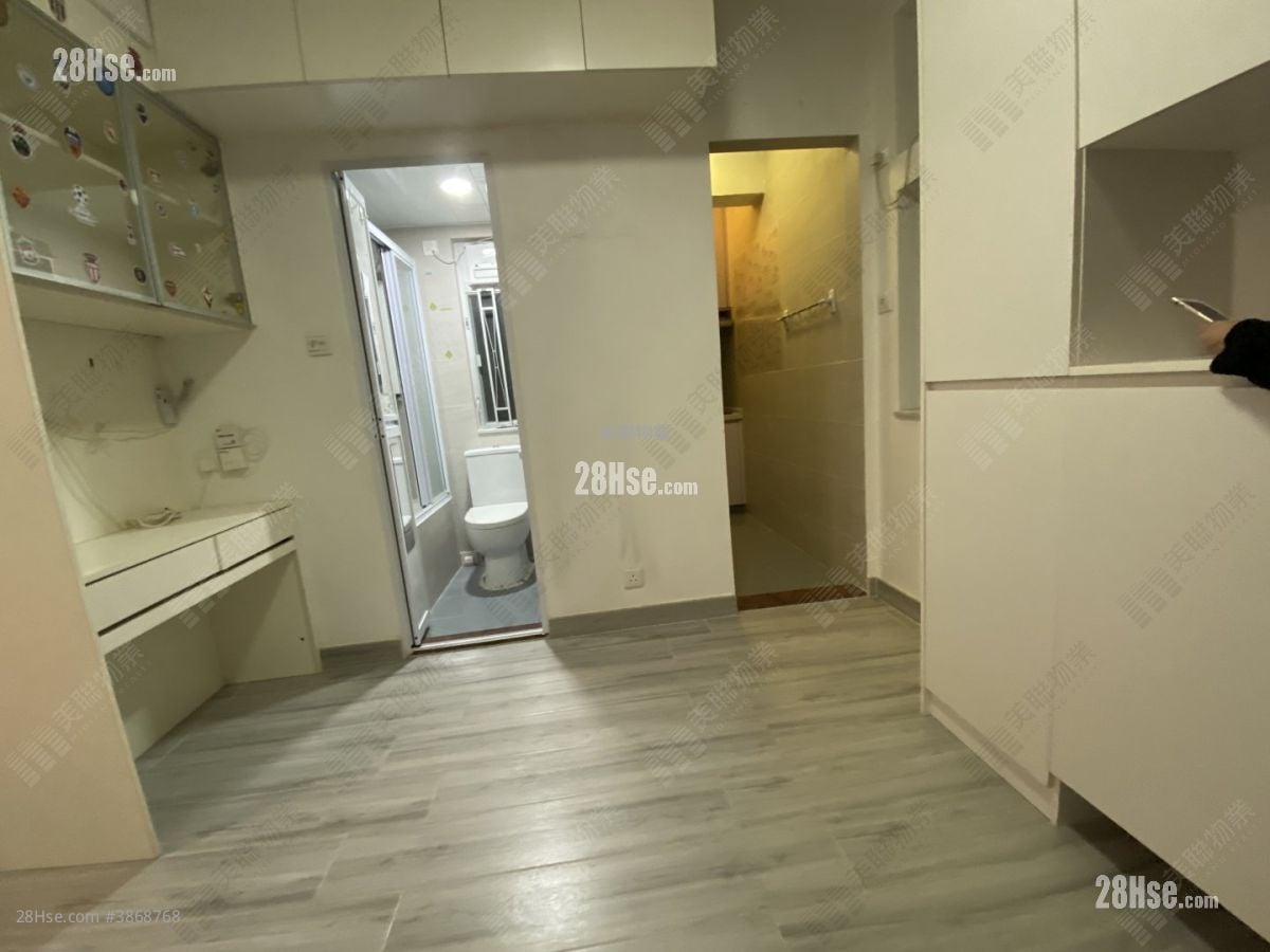 Trend Plaza Rental 1 Bedroom , 1 Bathroom 272 ft²