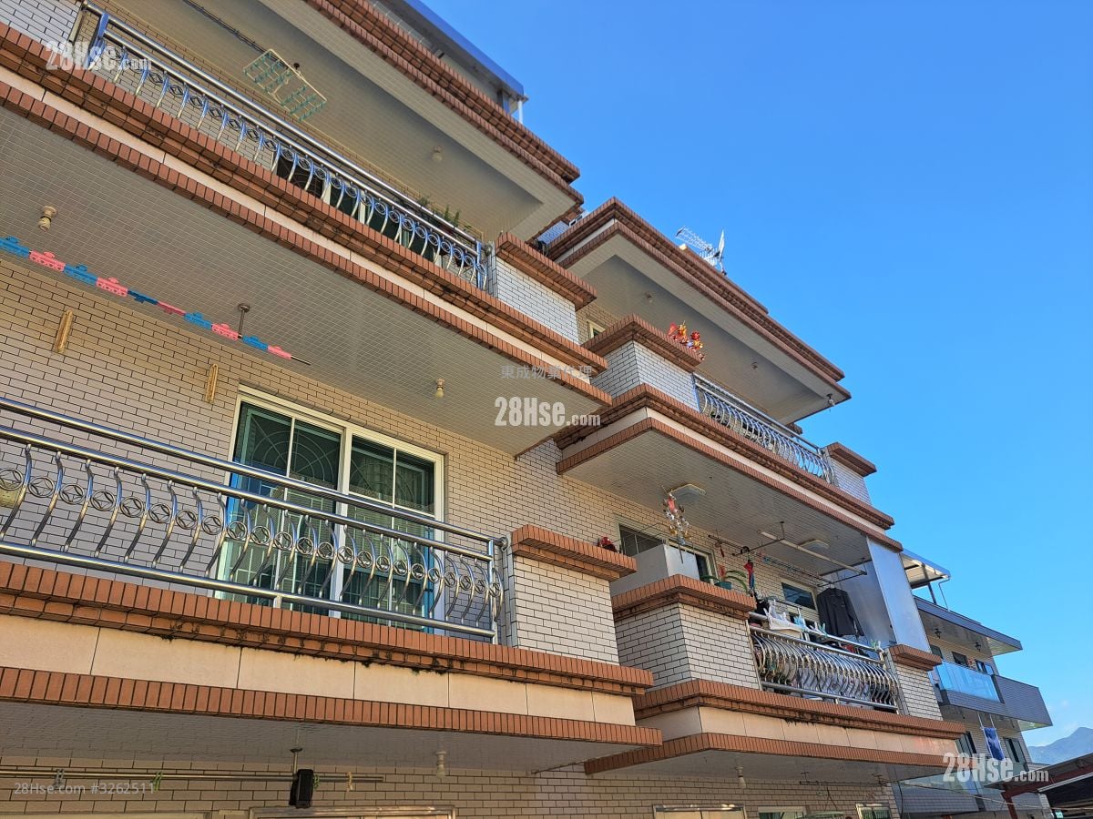 Village Rental 3 Bedrooms , 1 Bathroom 700 ft²